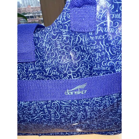 Sale !!! BLUE DANSKO LARGE TOTE BAG NWOT - Picture 6 of 12